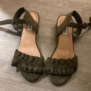 Green Steve Madden size 8 sandals